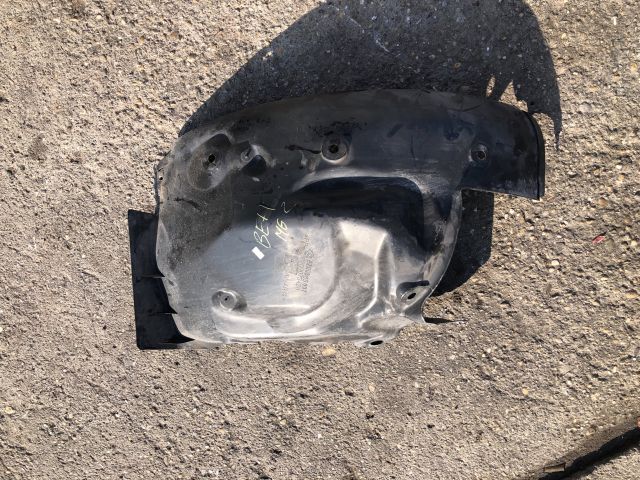 bontott RENAULT MEGANE II Bal első Hátsó Dobbetét (Kerékjárati, Műanyag)