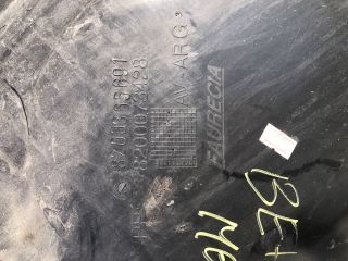 bontott RENAULT MEGANE II Bal első Hátsó Dobbetét (Kerékjárati, Műanyag)