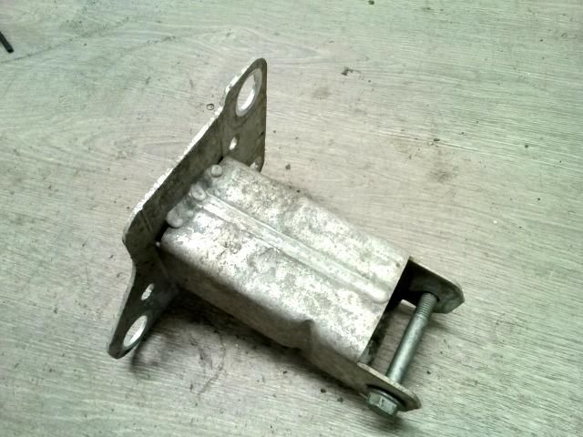 bontott RENAULT MEGANE II Bal első Lökhárító Tartó (Műanyag)