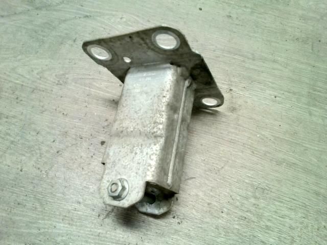 bontott RENAULT MEGANE II Bal első Lökhárító Tartó (Műanyag)