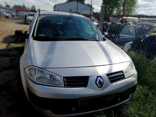 bontott RENAULT MEGANE II Bal első Lökhárító Vakborítás