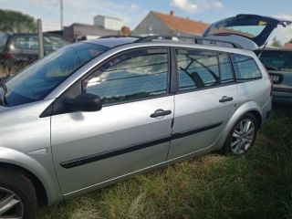 bontott RENAULT MEGANE II Bal első Lökhárító Vakborítás