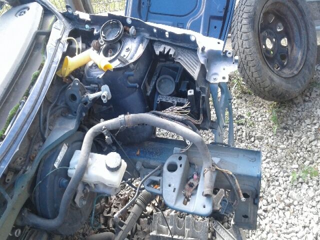 bontott RENAULT MEGANE II Bal első Negyed Karosszéria Csomag