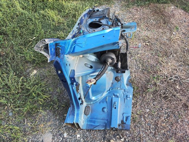 bontott RENAULT MEGANE II Bal első Negyed Karosszéria Csomag