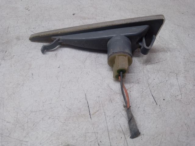 bontott RENAULT MEGANE II Bal első Sárvédő Irányjelző