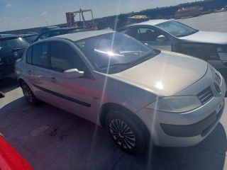 bontott RENAULT MEGANE II Bal első Sárvédő