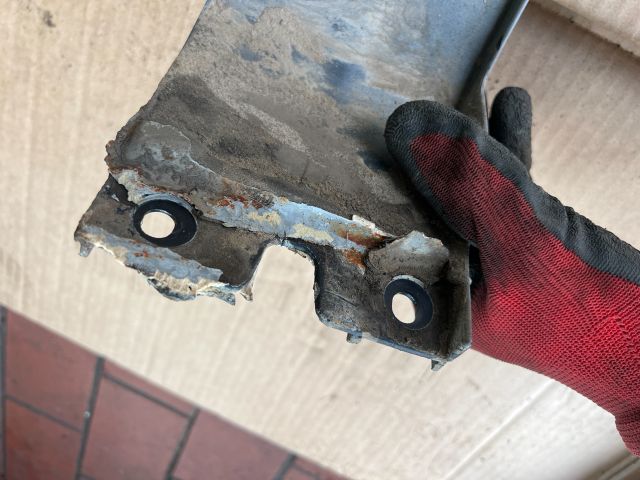 bontott RENAULT MEGANE II Bal első Sárvédő