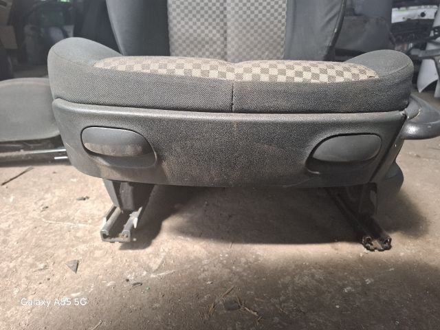 bontott RENAULT MEGANE II Bal első Ülés