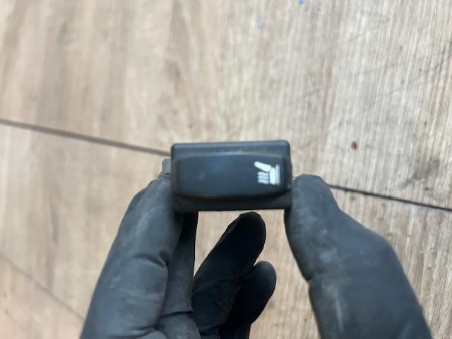 bontott RENAULT MEGANE II Bal első Ülésfűtés Kapcsoló