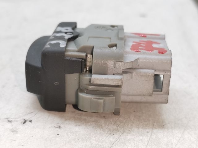 bontott RENAULT MEGANE II Bal első Ülésfűtés Kapcsoló