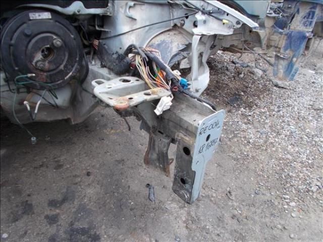 bontott RENAULT MEGANE II Bal első Ütközéscsillapító