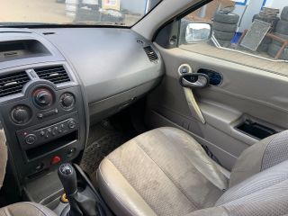 bontott RENAULT MEGANE II Bal Gólyaláb Csonkállvánnyal