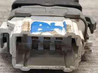 bontott RENAULT MEGANE II Bal hátsó Ablakemelő Kapcsoló