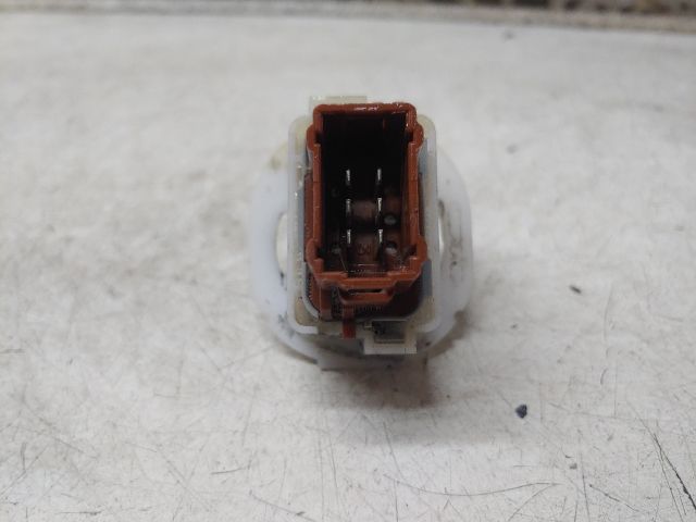 bontott RENAULT MEGANE II Bal hátsó Ablakemelő Kapcsoló