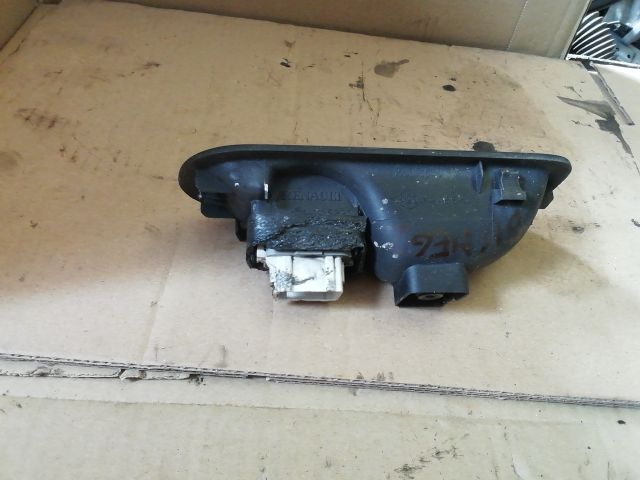 bontott RENAULT MEGANE II Bal hátsó Ablakemelő Kapcsoló