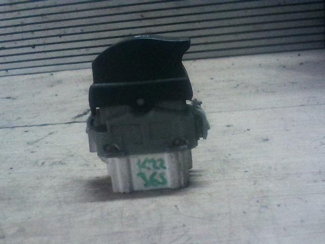 bontott RENAULT MEGANE II Bal hátsó Ablakemelő Kapcsoló