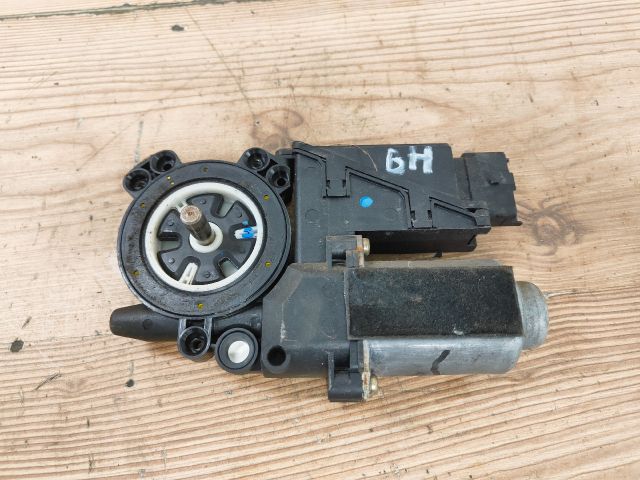 bontott RENAULT MEGANE II Bal hátsó Ablakemelő Motor