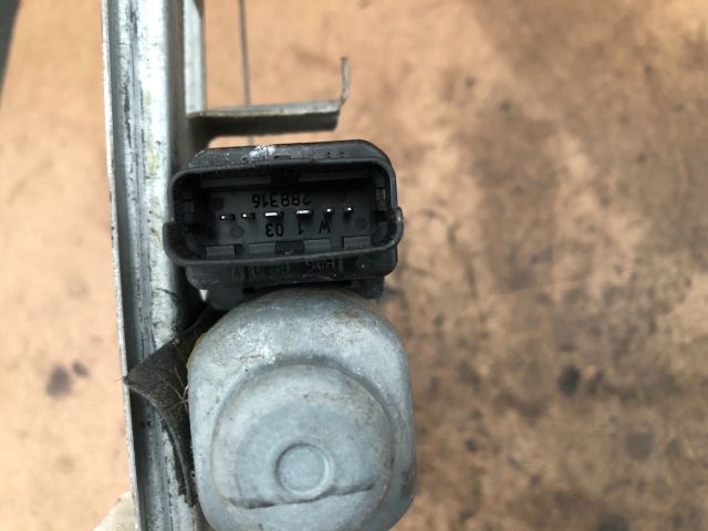 bontott RENAULT MEGANE II Bal hátsó Ablakemelő Szerkezet (Elektromos)