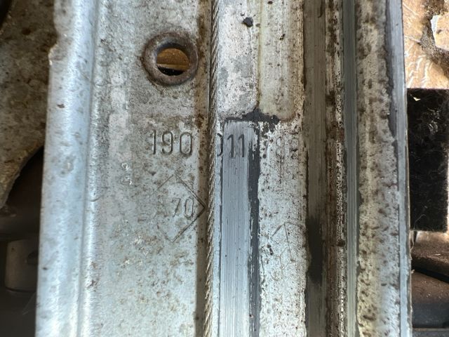 bontott RENAULT MEGANE II Bal hátsó Ablakemelő Szerkezet (Elektromos)