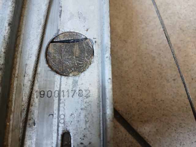 bontott RENAULT MEGANE II Bal hátsó Ablakemelő Szerkezet (Elektromos)