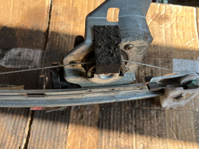 bontott RENAULT MEGANE II Bal hátsó Ablakemelő Szerkezet (Elektromos)