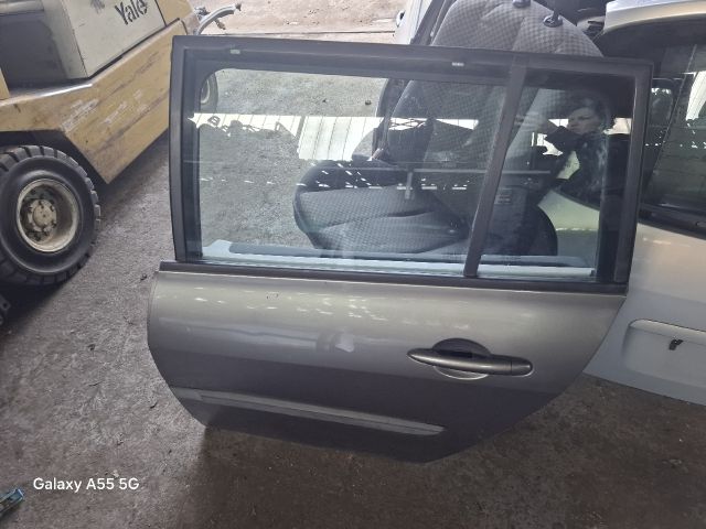 bontott RENAULT MEGANE II Bal hátsó Ajtó (Részeivel)