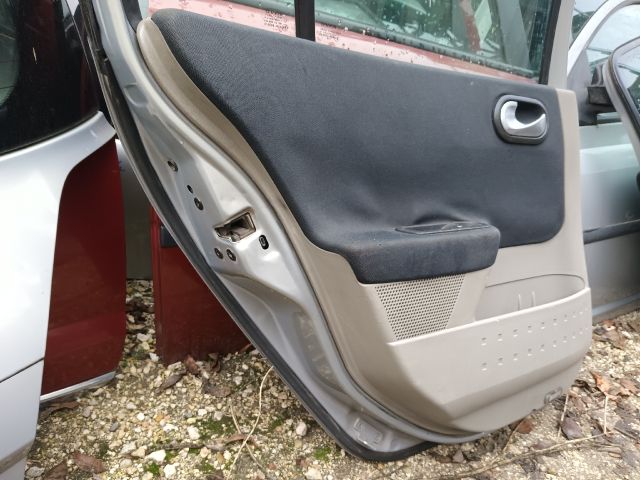 bontott RENAULT MEGANE II Bal hátsó Ajtó (Részeivel)