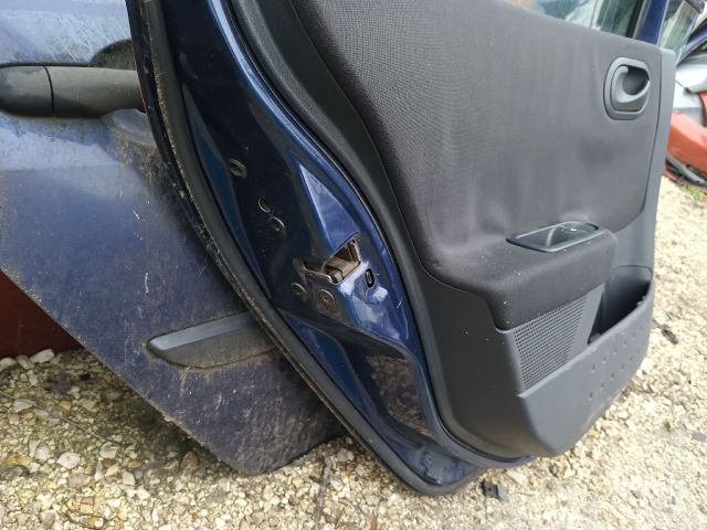 bontott RENAULT MEGANE II Bal hátsó Ajtó (Részeivel)