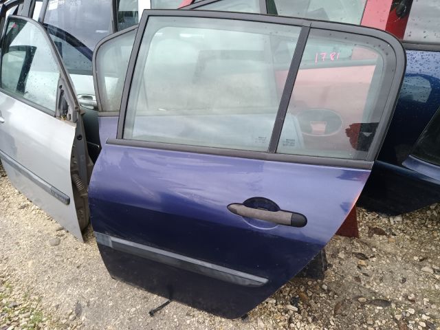 bontott RENAULT MEGANE II Bal hátsó Ajtó (Részeivel)