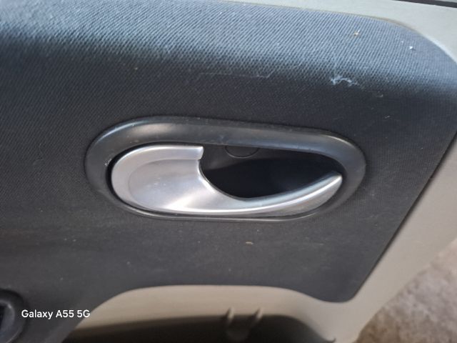 bontott RENAULT MEGANE II Bal hátsó Ajtó (Részeivel)