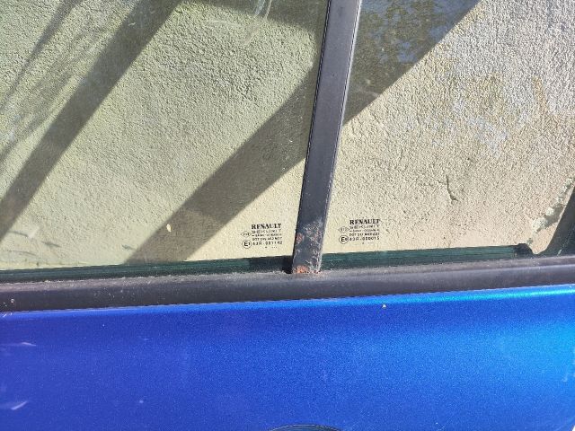 bontott RENAULT MEGANE II Bal hátsó Ajtó (Üres lemez)