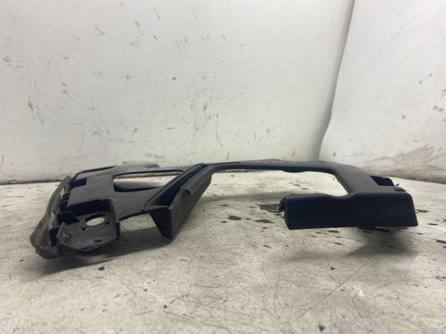 bontott RENAULT MEGANE II Bal hátsó Lökhárító Tartó (Műanyag)