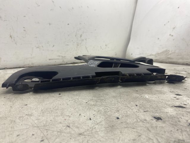 bontott RENAULT MEGANE II Bal hátsó Lökhárító Tartó (Műanyag)