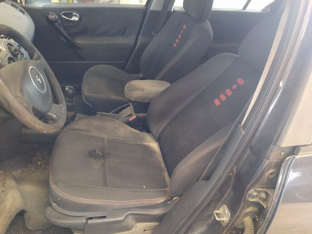 bontott RENAULT MEGANE II Bal Kalaptartó Tartó Konzol