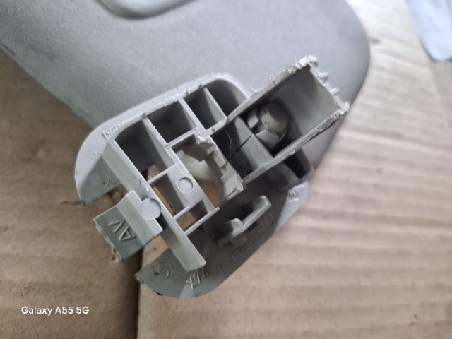 bontott RENAULT MEGANE II Bal Napellenző