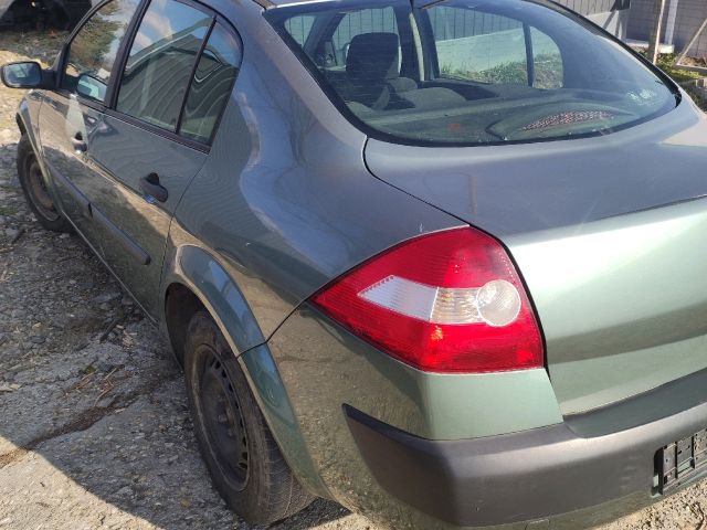 bontott RENAULT MEGANE II Bal Sárvédő Oldaltartó