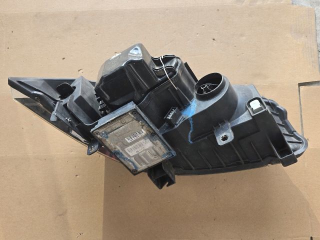 bontott RENAULT MEGANE II Bal Xenon Fényszóró