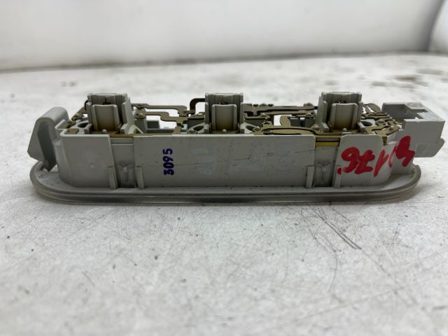 bontott RENAULT MEGANE II Beltér Világítás Első