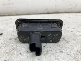 bontott RENAULT MEGANE II Csomagtér Nyitó Kar / Gomb