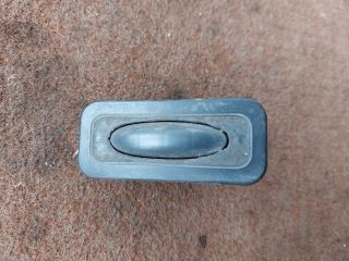 bontott RENAULT MEGANE II Csomagtér Nyitó Kar / Gomb