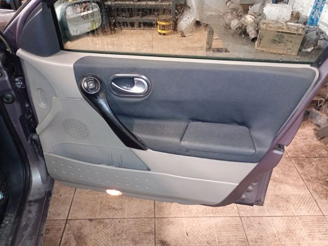 bontott RENAULT MEGANE II Csomagtér Roló