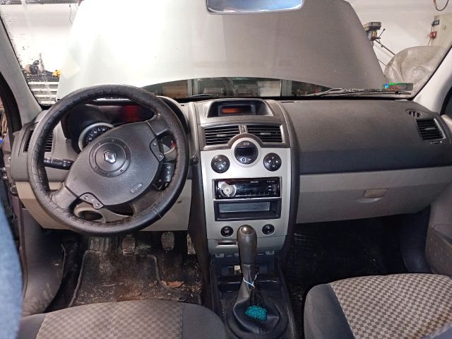 bontott RENAULT MEGANE II Csomagtér Roló