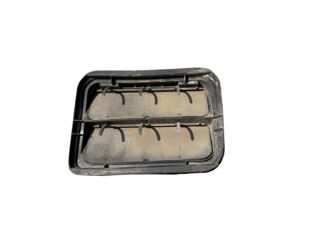 bontott RENAULT MEGANE II Csomagtér Szellőző Jobb