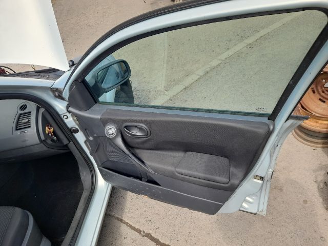 bontott RENAULT MEGANE II Csomagtérajtó Gumikéder