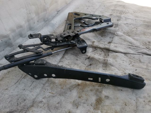 bontott RENAULT MEGANE II Csomagtérajtó Jobb Zsanér