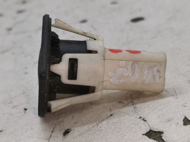 bontott RENAULT MEGANE II Csomagtérajtó Kapcsoló