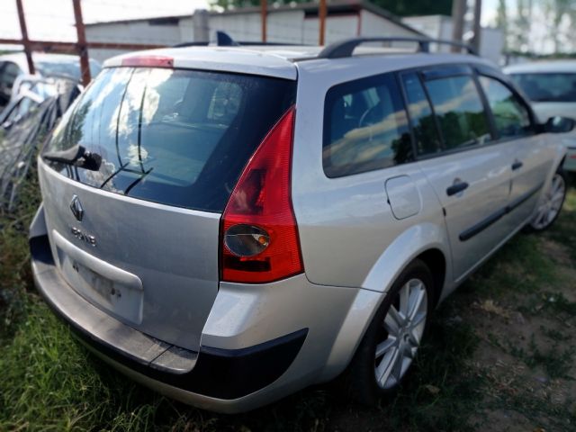 bontott RENAULT MEGANE II Csomagtérajtó Kárpit