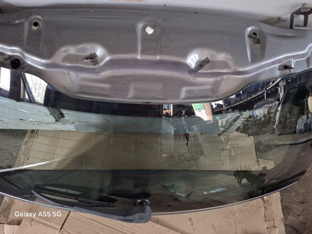 bontott RENAULT MEGANE II Csomagtérajtó (Részeivel)