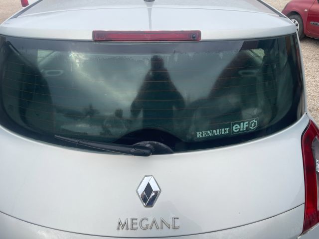 bontott RENAULT MEGANE II Csomagtérajtó (Részeivel)