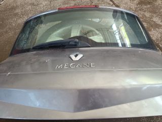 bontott RENAULT MEGANE II Csomagtérajtó (Részeivel)